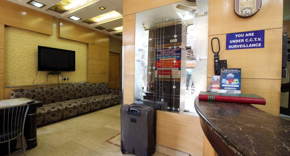 Hotel Mourya Deluxe, New Delhi 4